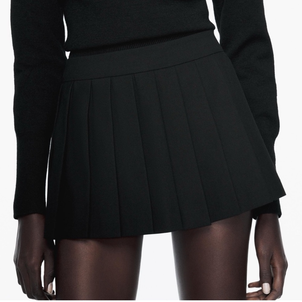 Zara Black Pleated Skirt
